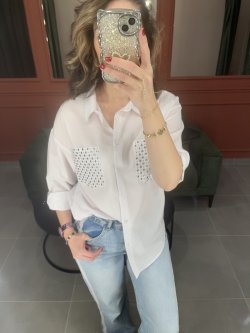 Cebi zımba detaylı gömlek