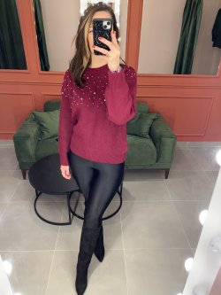 Taşlı zımbalı kazak